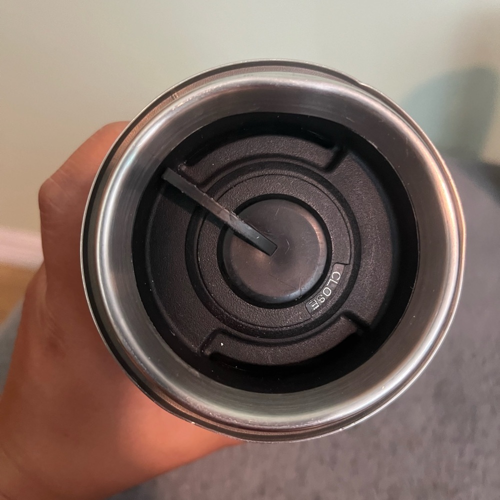 Thermos brand silver coffee Tumbler with open/close switch - Picture 5 of 7